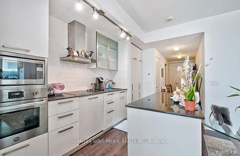 Photo 23 at 802 - 14 York Street, Waterfront Communities C1, Toronto