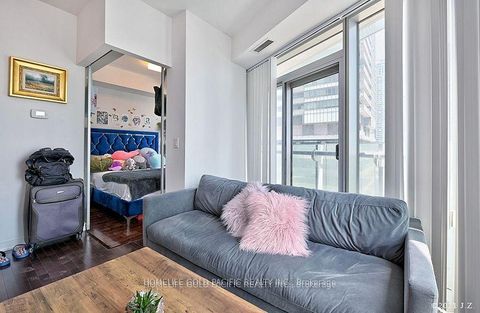 Photo 36 at 802 - 14 York Street, Waterfront Communities C1, Toronto