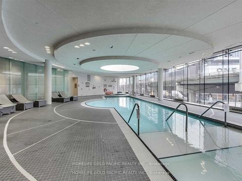 Photo 45 at 802 - 14 York Street, Waterfront Communities C1, Toronto