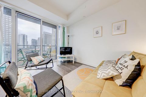 Photo 6 at 717 - 5 Defries Street, Regent Park, Toronto