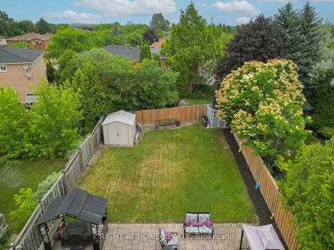 Photo 14 at 43 Squire Drive, Devonsleigh, Richmond Hill