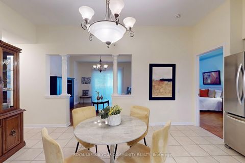 Photo 12 at 114 - 2502 Rutherford Road, Maple, Vaughan