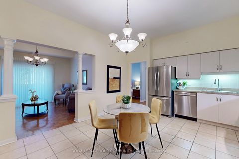 Photo 13 at 114 - 2502 Rutherford Road, Maple, Vaughan