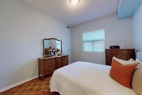 Photo 15 at 114 - 2502 Rutherford Road, Maple, Vaughan