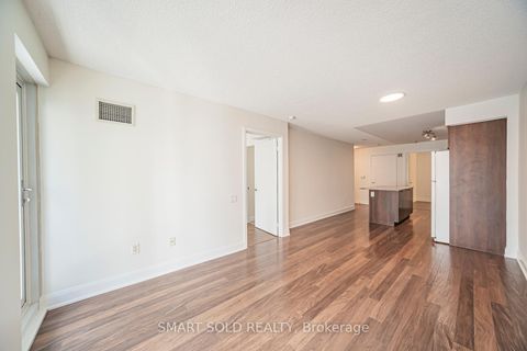 Photo 12 at 901 - 2191 Yonge Street, Mount Pleasant West, Toronto