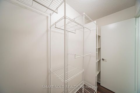 Photo 32 at 901 - 2191 Yonge Street, Mount Pleasant West, Toronto