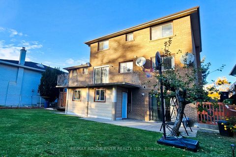 Photo 35 at 22 Annabelle Drive, Jamestown, Toronto