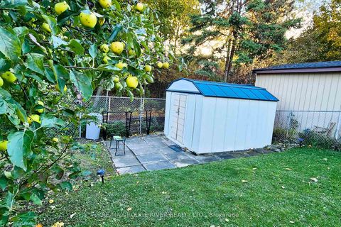 Photo 37 at 22 Annabelle Drive, Jamestown, Toronto