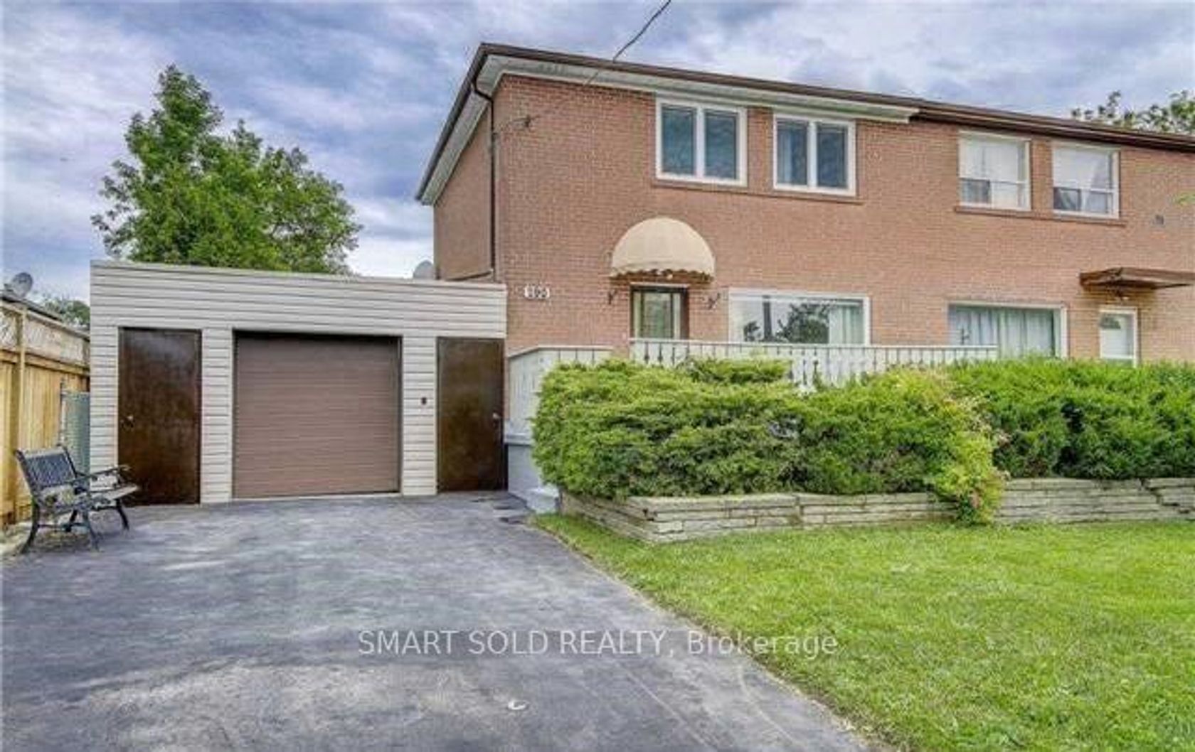 290 Axminster Drive, Crosby, Richmond Hill 