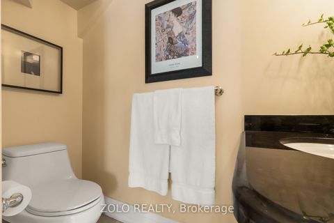 Photo 7 at 39 - 93 The Queensway, Swansea, Toronto