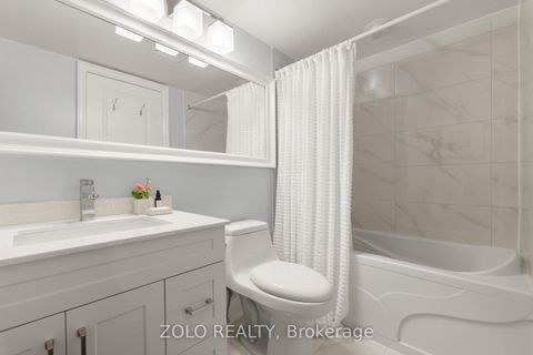 Photo 11 at 39 - 93 The Queensway, Swansea, Toronto