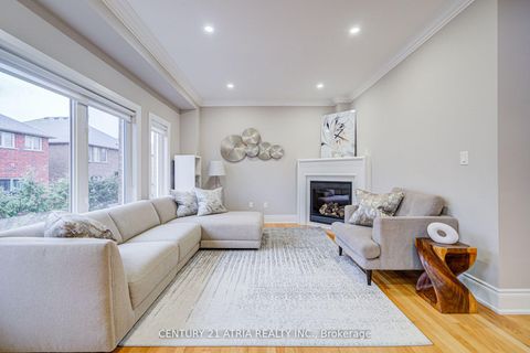 Photo 12 at 21 Haven Road, Patterson, Vaughan