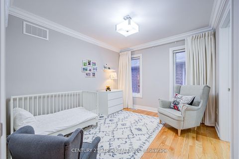 Photo 26 at 21 Haven Road, Patterson, Vaughan