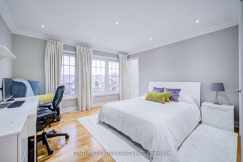 Photo 28 at 21 Haven Road, Patterson, Vaughan