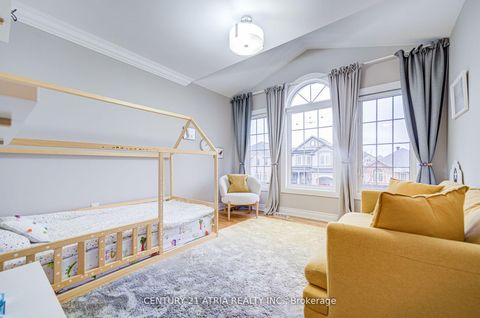 Photo 30 at 21 Haven Road, Patterson, Vaughan