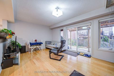 Photo 34 at 21 Haven Road, Patterson, Vaughan