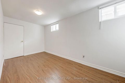 Photo 33 at 214 Linden Avenue, Kennedy Park, Toronto