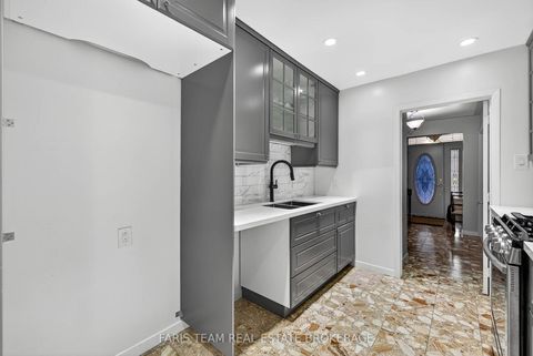 Photo 4 at 38 Collingdale Road, Jamestown, Toronto