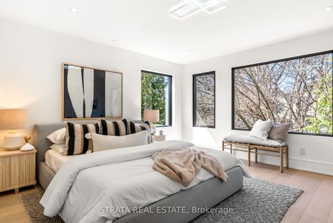 Photo 11 at 354 Cleveland Street W, Mount Pleasant East, Toronto