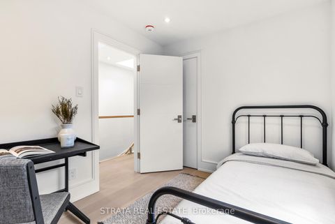 Photo 23 at 354 Cleveland Street W, Mount Pleasant East, Toronto