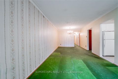 Photo 4 at 76 Pintail Crescent, Donalda, Toronto