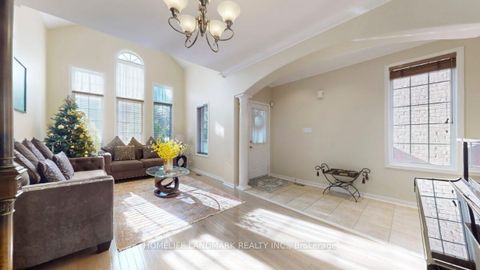 Photo 6 at 152 America Avenue, Vellore Village, Vaughan