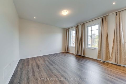 Photo 25 at 3338 Erasmum Street, GO Glenorchy, Oakville