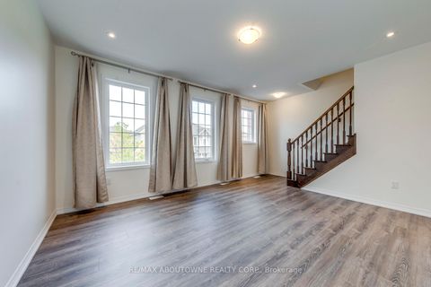 Photo 26 at 3338 Erasmum Street, GO Glenorchy, Oakville