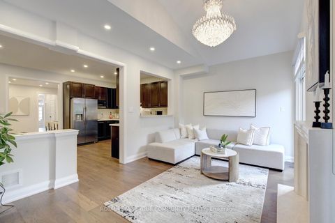 Photo 19 at 4 Alex Black Street, Patterson, Vaughan