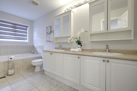 Photo 30 at 4 Alex Black Street, Patterson, Vaughan