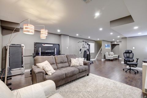 Photo 42 at 4 Alex Black Street, Patterson, Vaughan