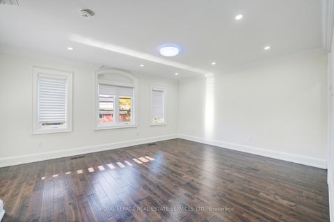 Photo 21 at 19 Irvington Crescent, Willowdale East, Toronto