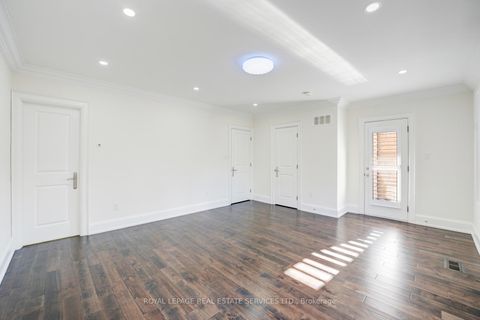 Photo 24 at 19 Irvington Crescent, Willowdale East, Toronto