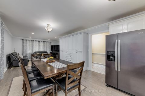 Photo 23 at 193 Epsom Downs Drive, CFB, Toronto