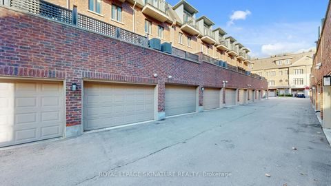 Photo 2 at 8 Agar Lane, West Woodbridge, Vaughan