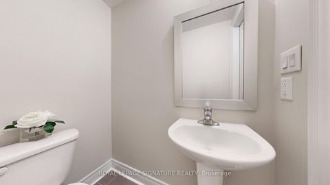 Photo 4 at 8 Agar Lane, West Woodbridge, Vaughan