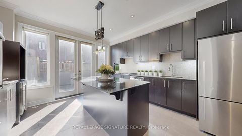 Photo 9 at 8 Agar Lane, West Woodbridge, Vaughan