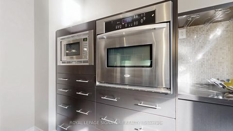 Photo 14 at 8 Agar Lane, West Woodbridge, Vaughan