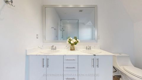 Photo 36 at 8 Agar Lane, West Woodbridge, Vaughan