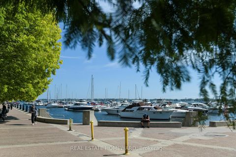 Photo 45 at 201 - 550 Queens Quay W, Waterfront Communities C1, Toronto