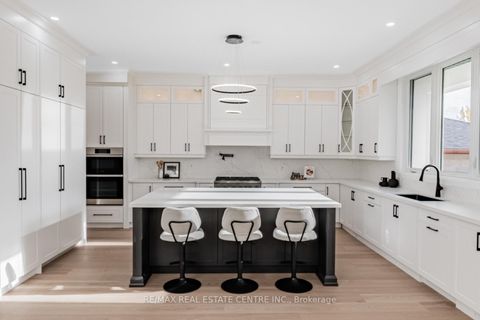 Photo 7 at 368 WEIGHTON Drive, WO West, Oakville