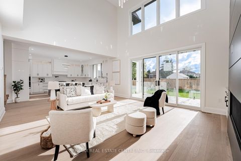 Photo 13 at 368 WEIGHTON Drive, WO West, Oakville