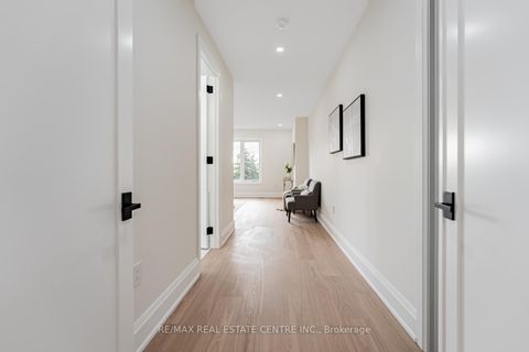 Photo 15 at 368 WEIGHTON Drive, WO West, Oakville