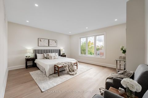 Photo 16 at 368 WEIGHTON Drive, WO West, Oakville