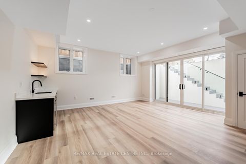 Photo 34 at 368 WEIGHTON Drive, WO West, Oakville