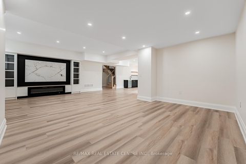 Photo 36 at 368 WEIGHTON Drive, WO West, Oakville