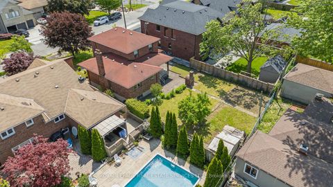 Photo 13 at 28 Cornelius Parkway, Maple Leaf, Toronto