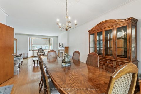 Photo 19 at 28 Cornelius Parkway, Maple Leaf, Toronto