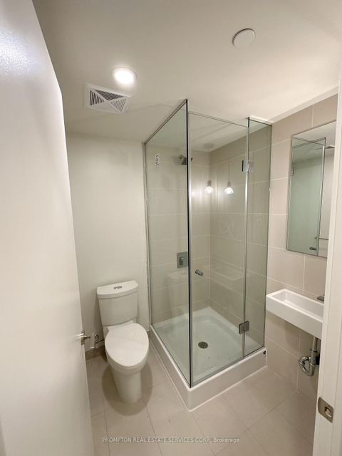 Photo 13 at 2006 - 10 Deerlick Crescent, Donalda, Toronto