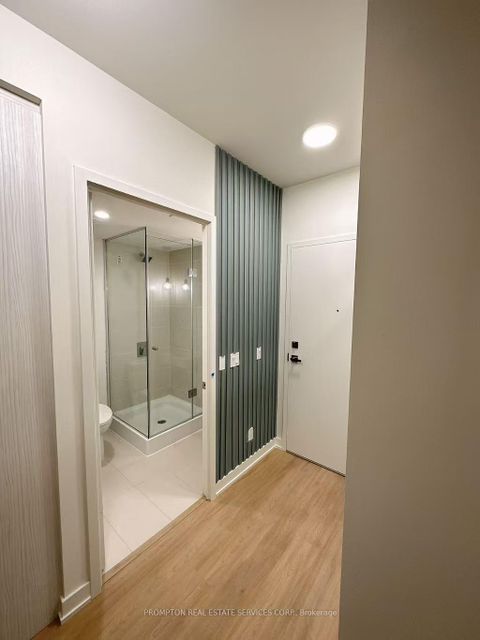 Photo 14 at 2006 - 10 Deerlick Crescent, Donalda, Toronto